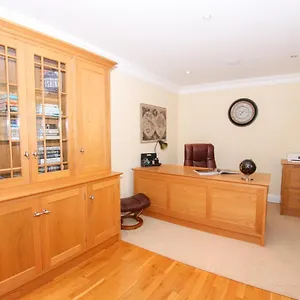 Gower Luxury Retreat: Spacious With Proximity Parkmill